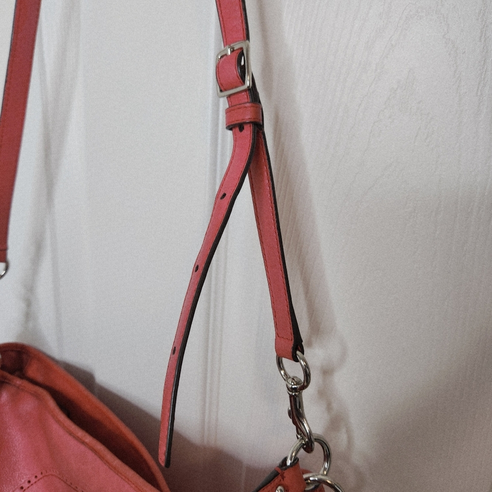 Coach Hampton Coral Pink Leather Shoulder Crossbody Bag Purse 19393 - Picture 4 of 16